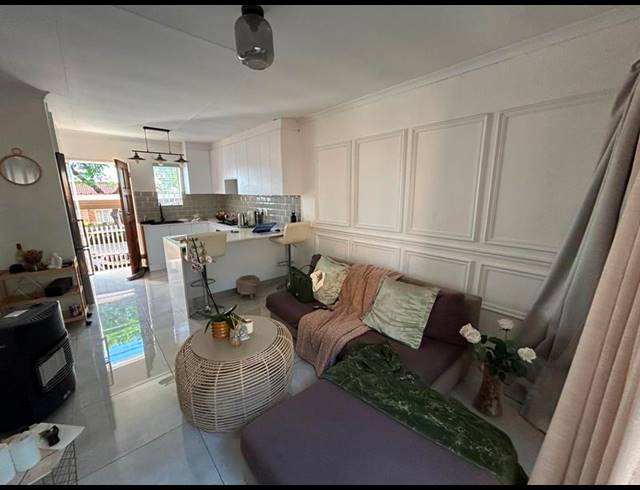 2 BEDROOM PROPERTY TO RENT IN KOSMOSDAL